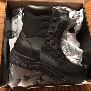 Thorogood “The Deuce” boots size 11. Like New! Never worn outside.